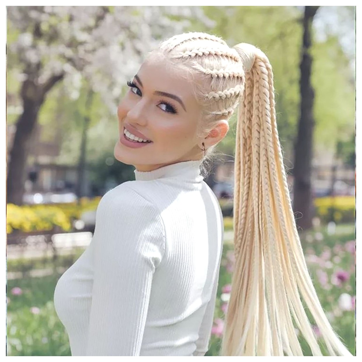 راهنمای کامل بافت مو | تکنیک‌های بافت مو برای زیبایی بیشتر