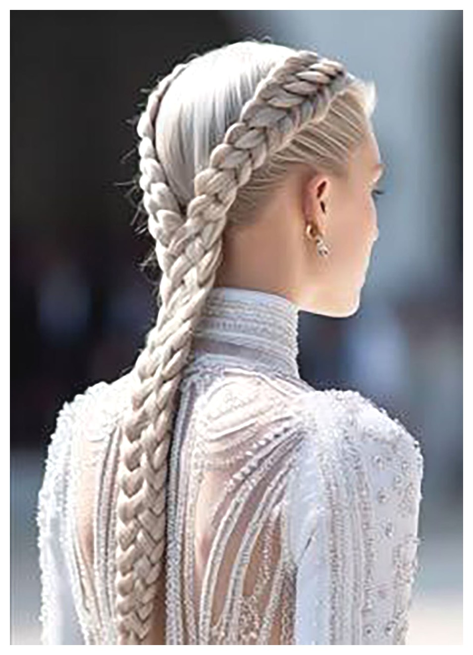 راهنمای کامل بافت مو | تکنیک‌های بافت مو برای زیبایی بیشتر