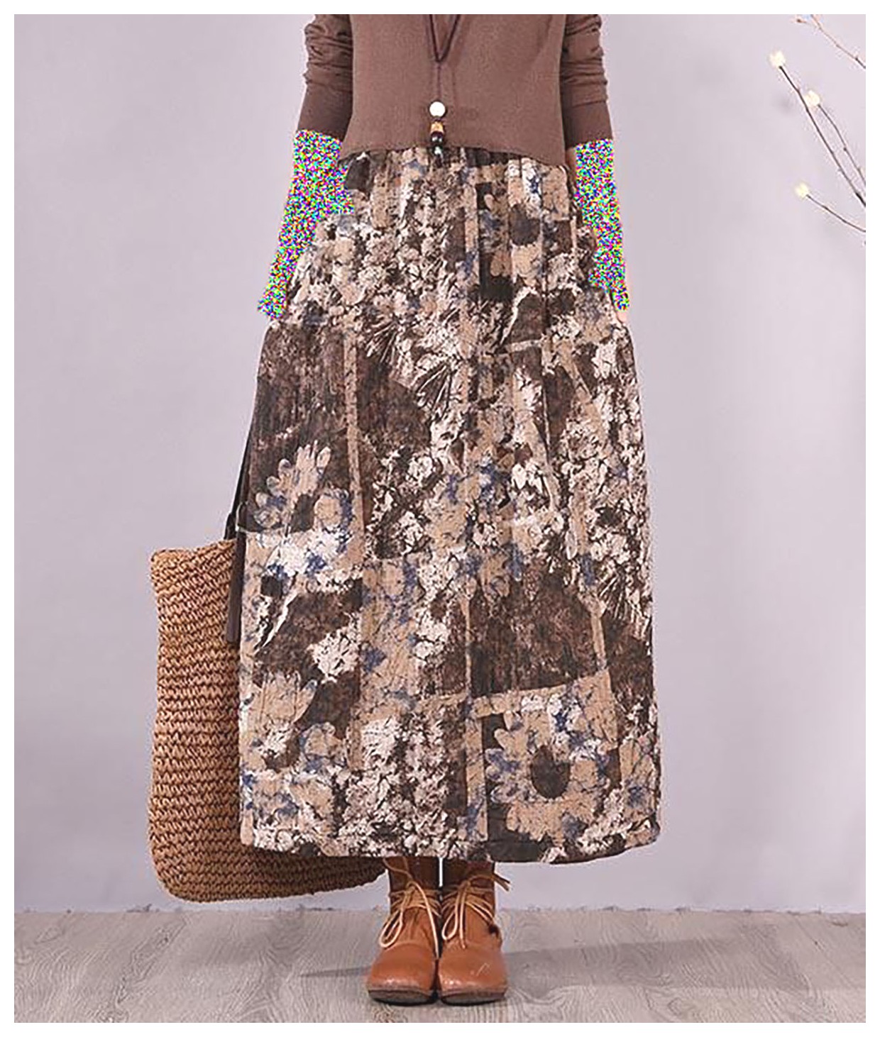 راهنمای انتخاب دامن طرحدار: انتخابی شیک و جذاب برای هر مناسبتی