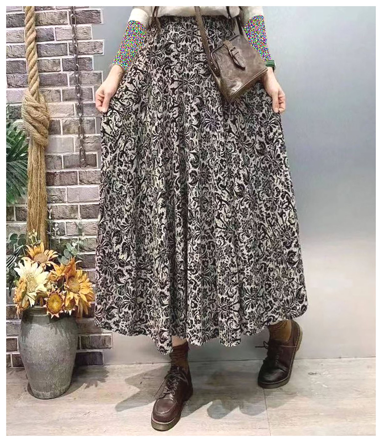 راهنمای انتخاب دامن طرحدار: انتخابی شیک و جذاب برای هر مناسبتی