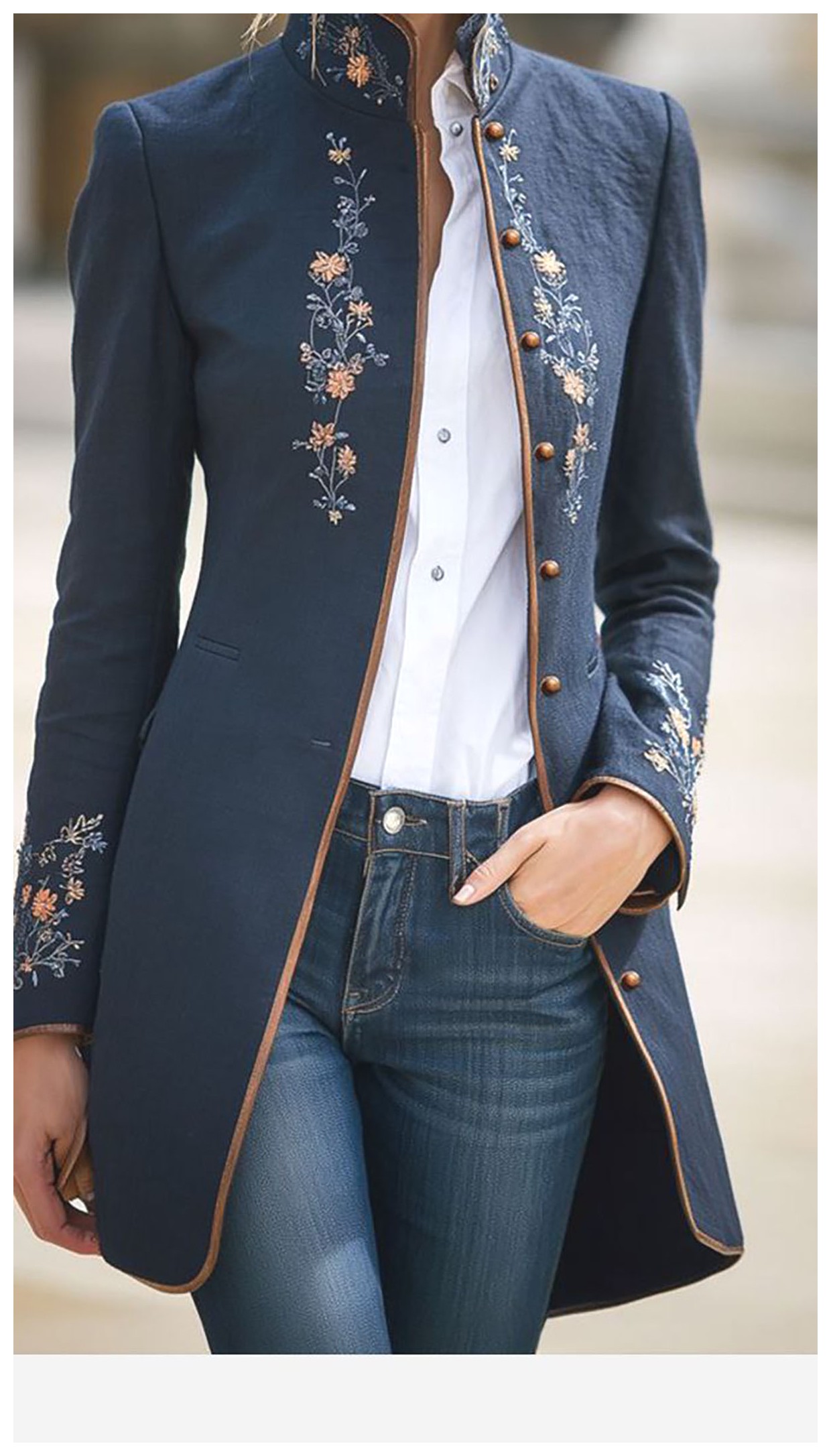 کوت گلدوزی شده: مد روز و جذاب برای استایل شما