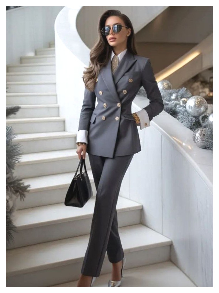 راهنمای انتخاب کت شلوار رسمی: نکات کلیدی برای خرید بهتر