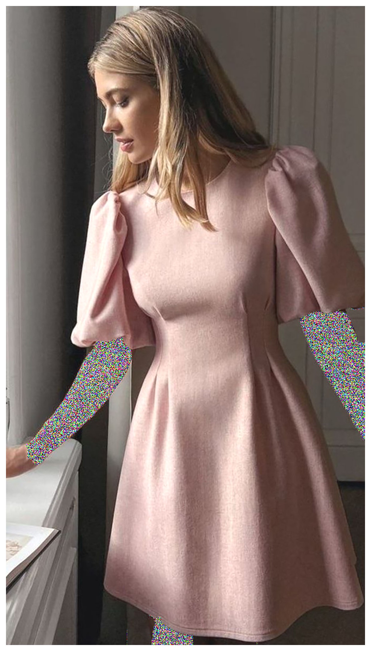 راهنمای انتخاب لباس مجلسی زنانه: شیک و با سلیقه