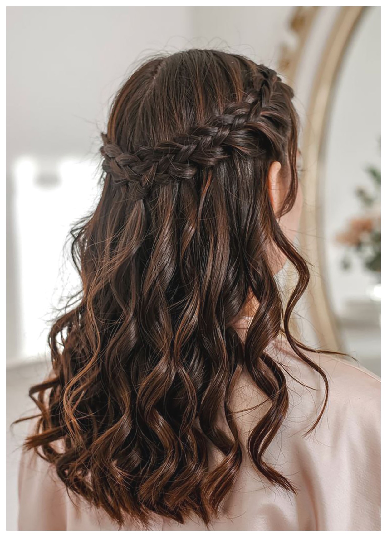 مدل موهای باز مجلسی: زیبایی و جذابیت در هر مراسم