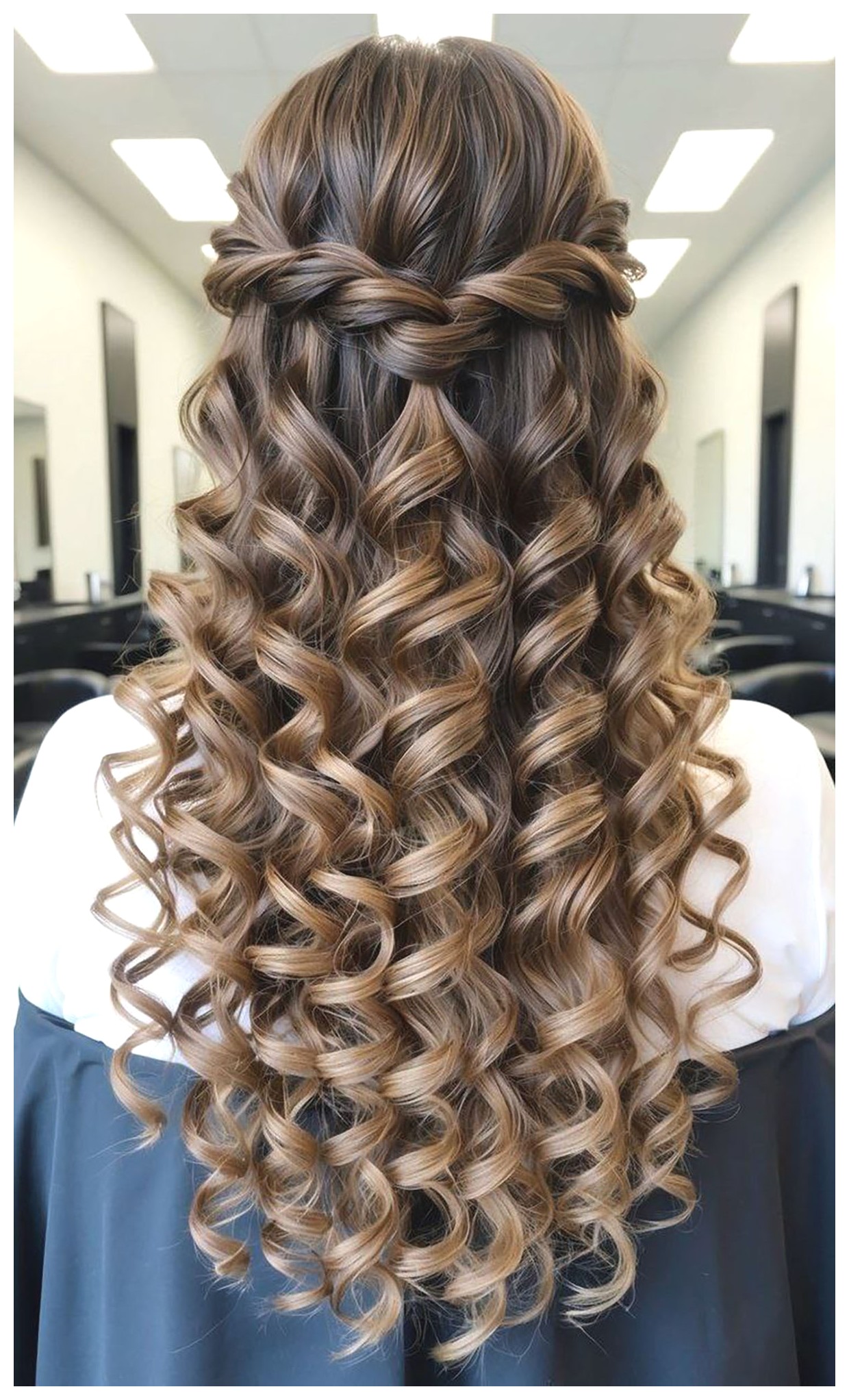 مدل موهای باز مجلسی: زیبایی و جذابیت در هر مراسم