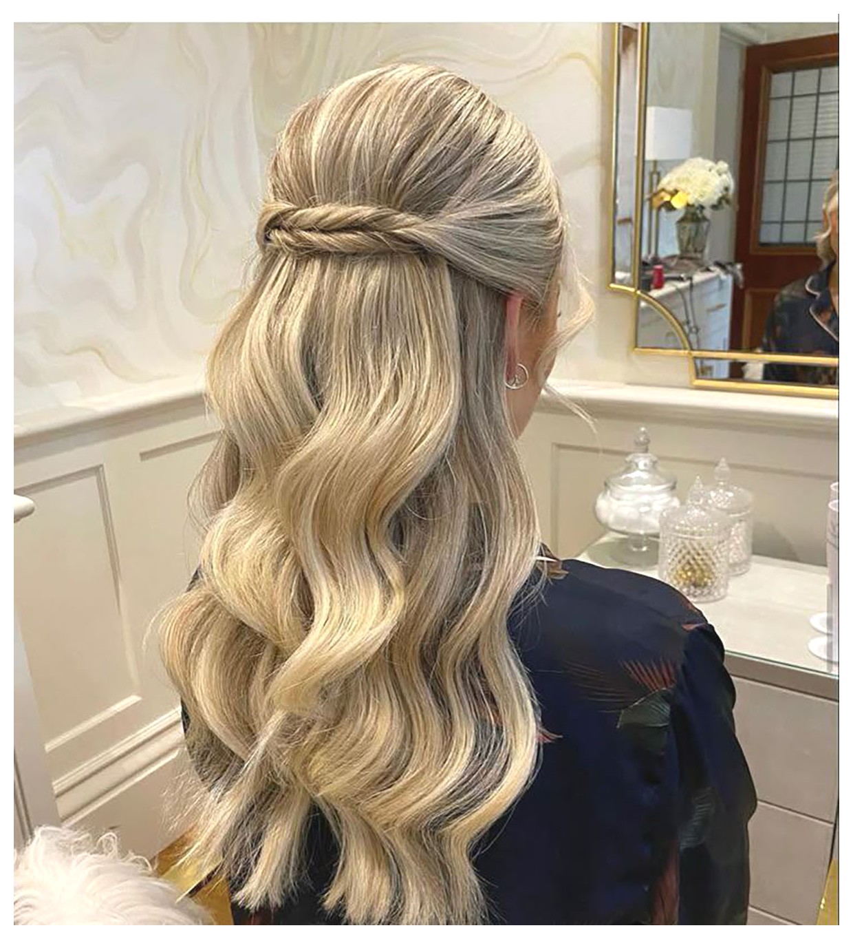 مدل موهای باز مجلسی: زیبایی و جذابیت در هر مراسم