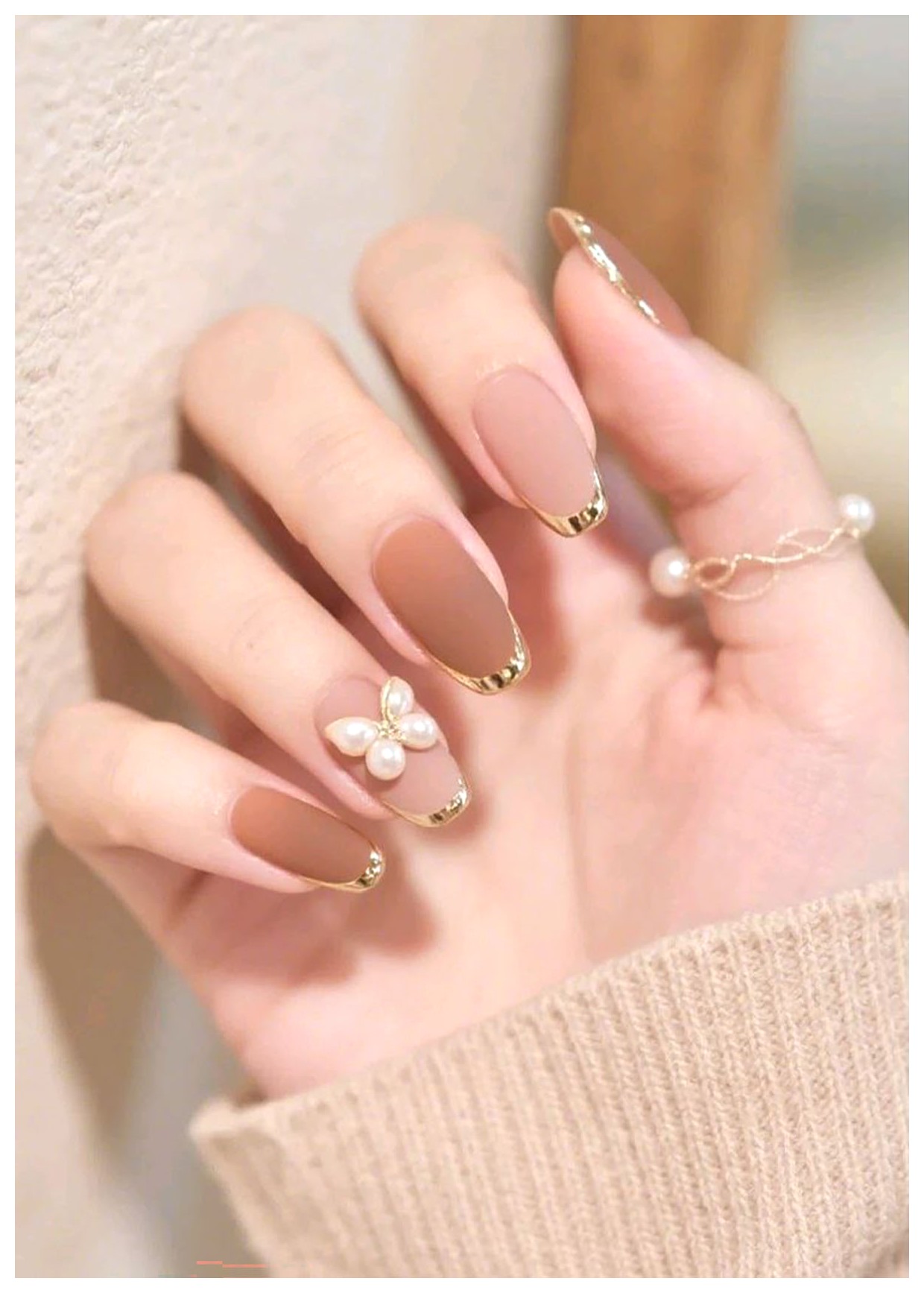 ایدههای خلاقانه برای طراحی ناخن بلند: زیبایی و جذابیت در دستان شما