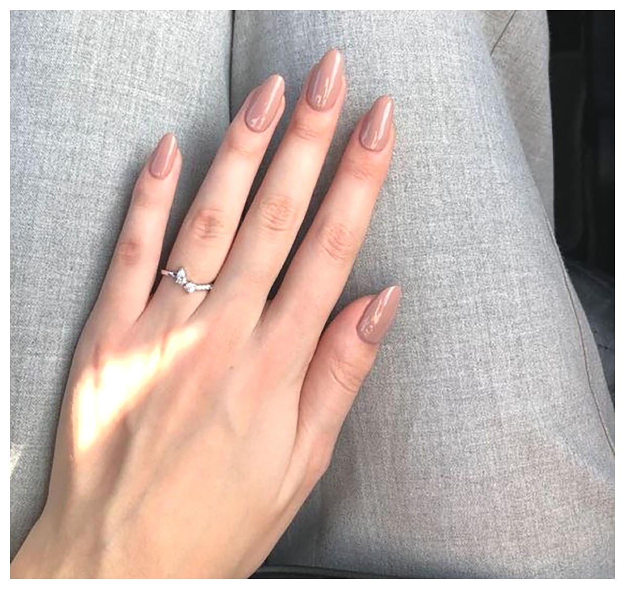 ناخن بادومی: زیبایی و مراقبت از ناخنها با این طراحی خاص