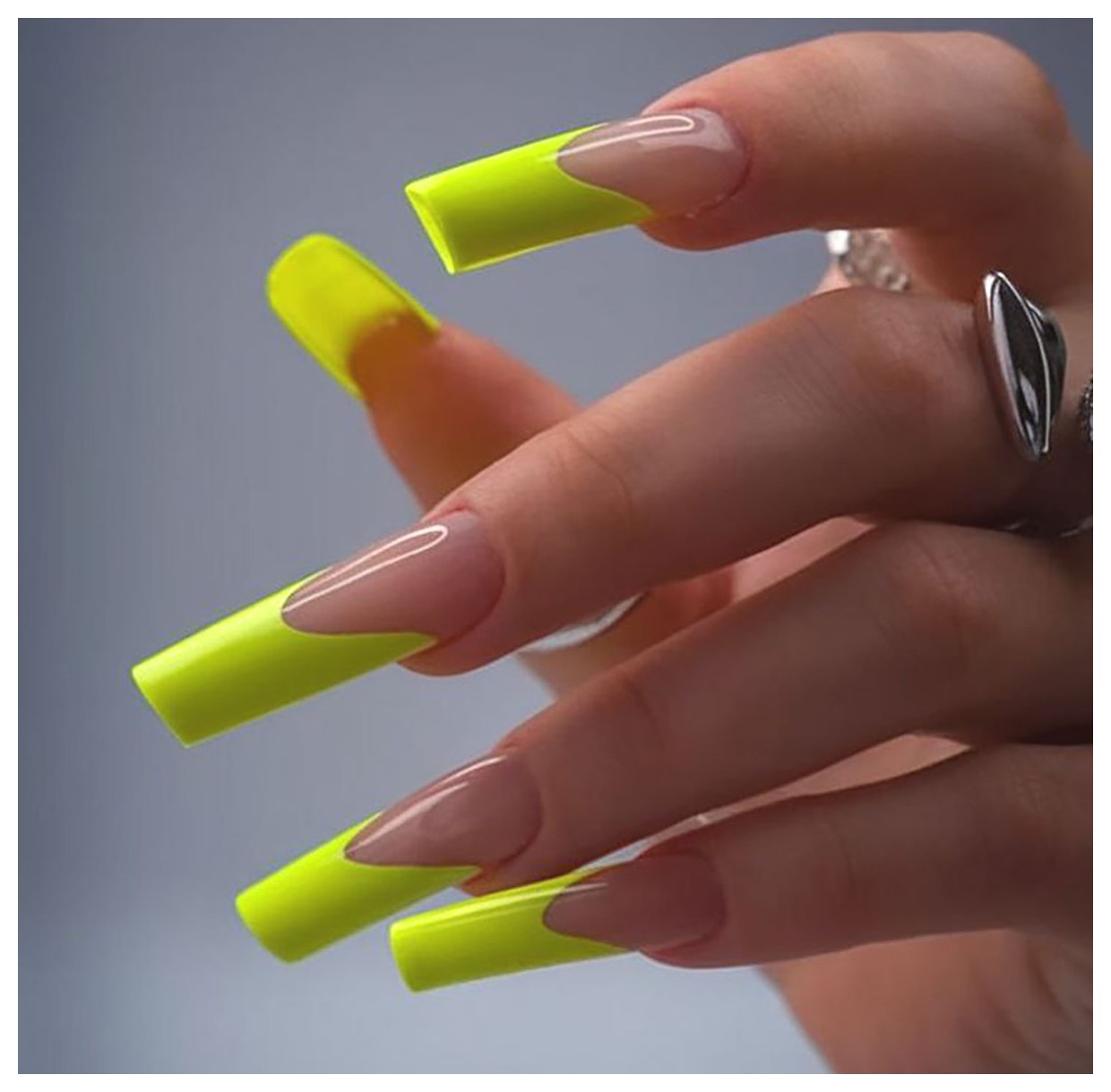 چگونه ناخن‌های بلند و زیبا داشته باشیم؟