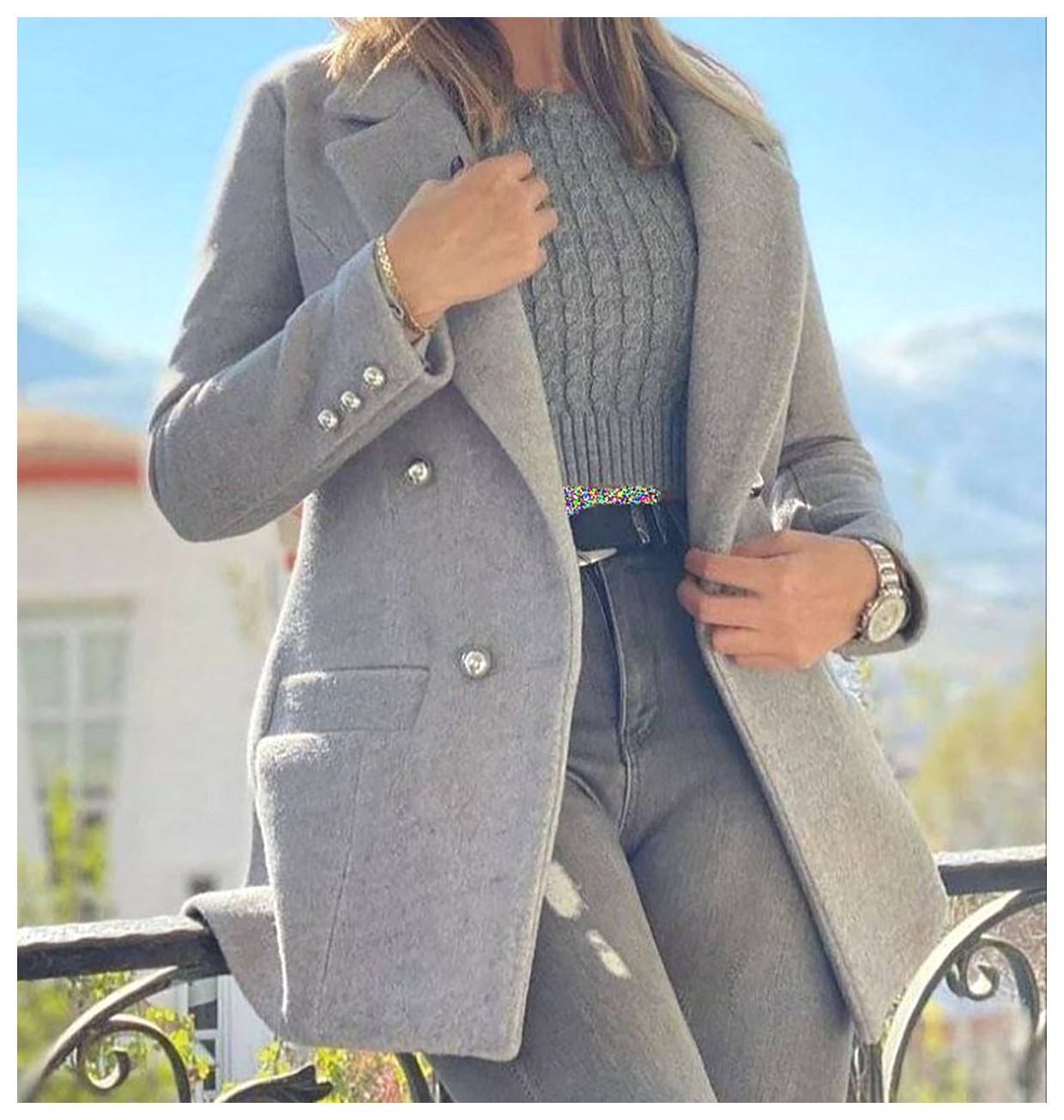 راهنمای انتخاب پالتو کوتاه زنانه: استایل و کاربردها