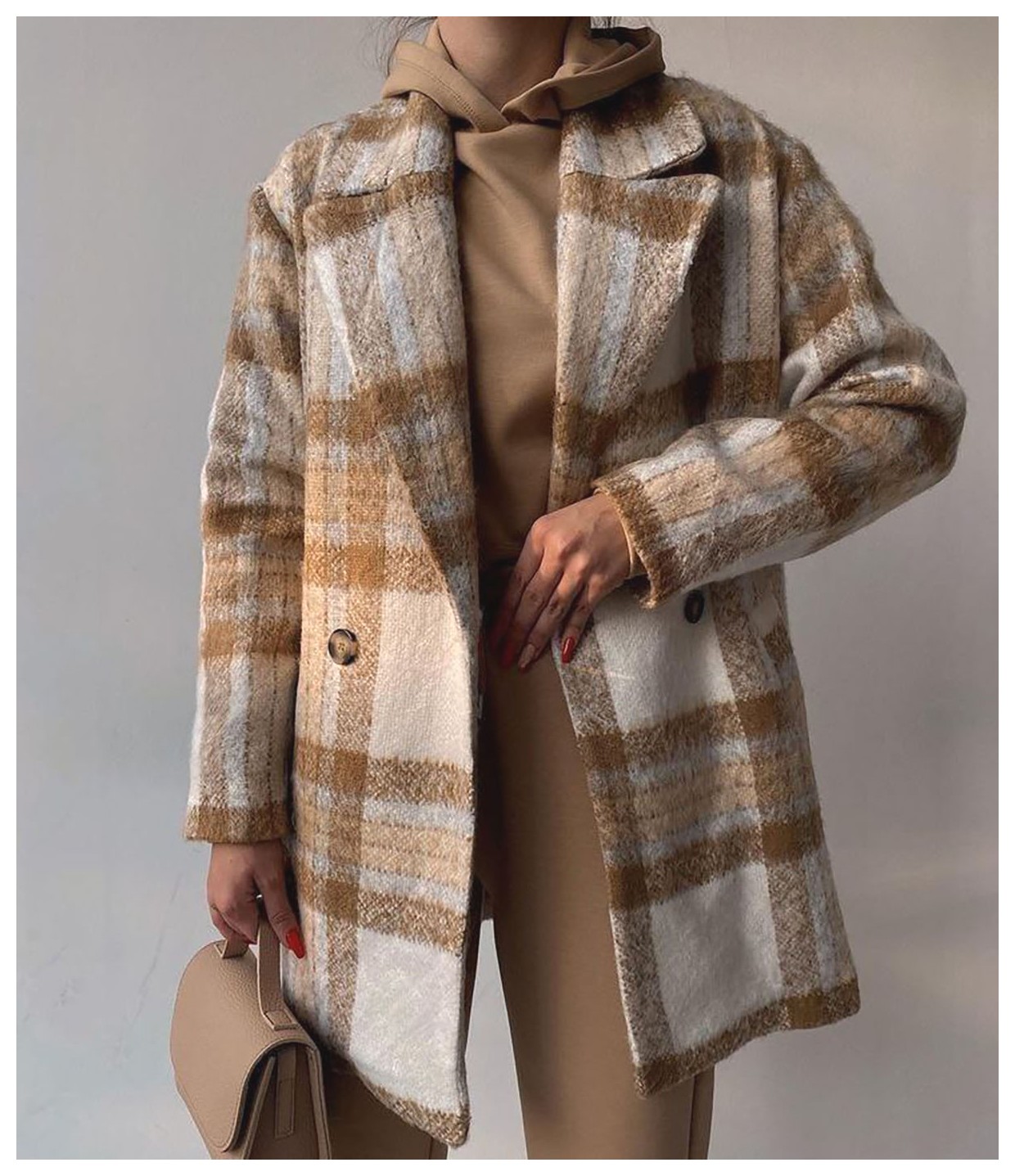 راهنمای انتخاب پالتو کوتاه زنانه: استایل و کاربردها