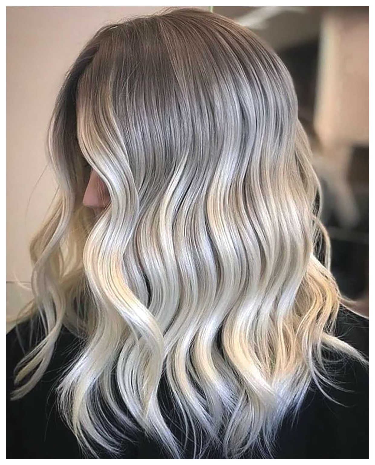 رنگ مو لوکس: راهنمایی برای انتخاب رنگ موهای شیک و مدرن