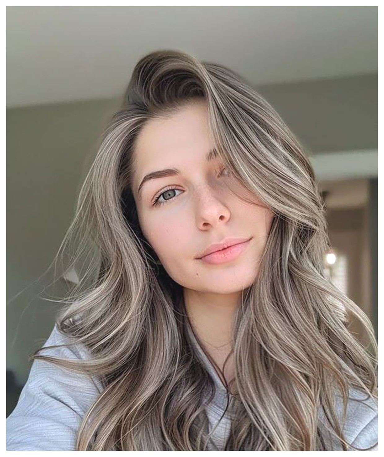 رنگ مو لوکس: راهنمایی برای انتخاب رنگ موهای شیک و مدرن