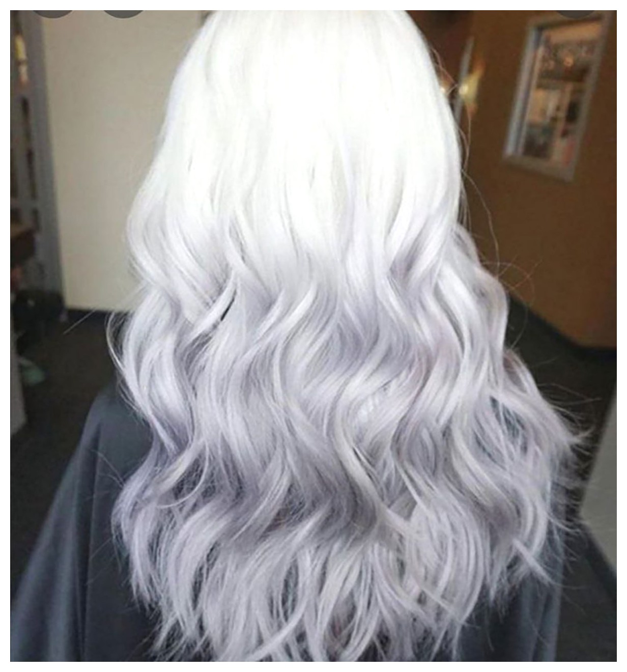 رنگ مو و روحیه: تأثیرات رنگ سفید بر احساسات و رفتار