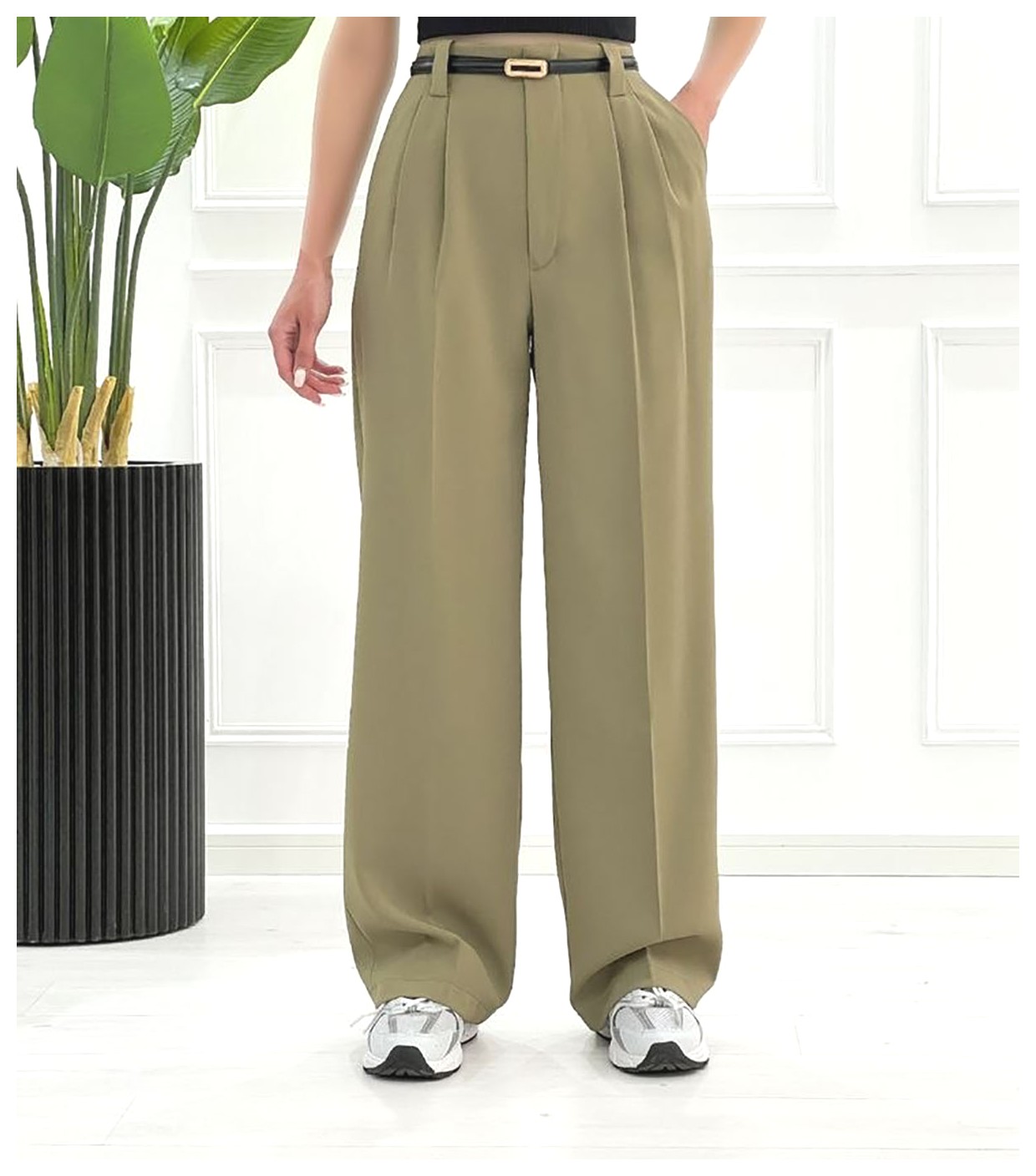 شلوار دخترانه: انتخابی شیک و راحت برای هر موقعیت