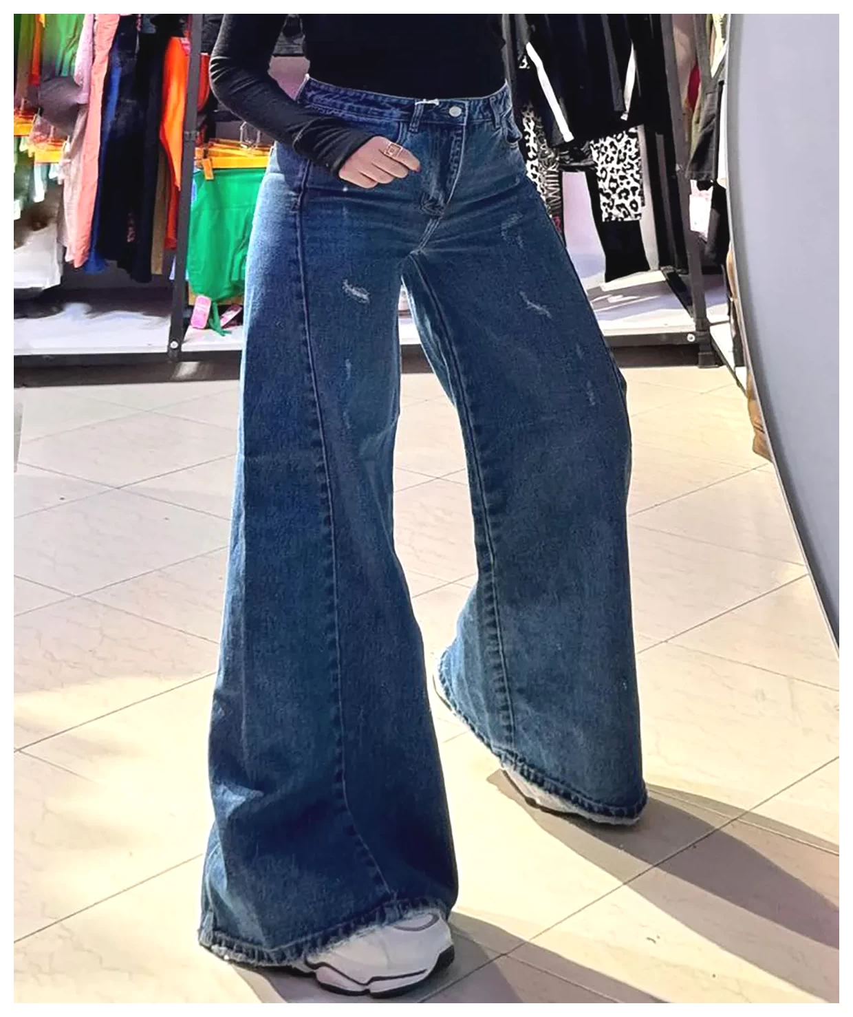 جدیدترین مدلهای شلوار جین دخترانه: ترندهای امسال