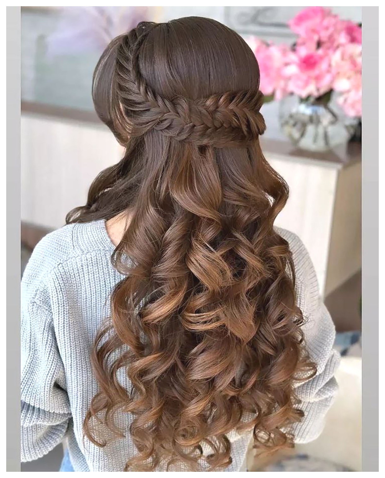 مدلهای شینیون موی باز | راهنمایی برای انتخاب بهترین شینیون