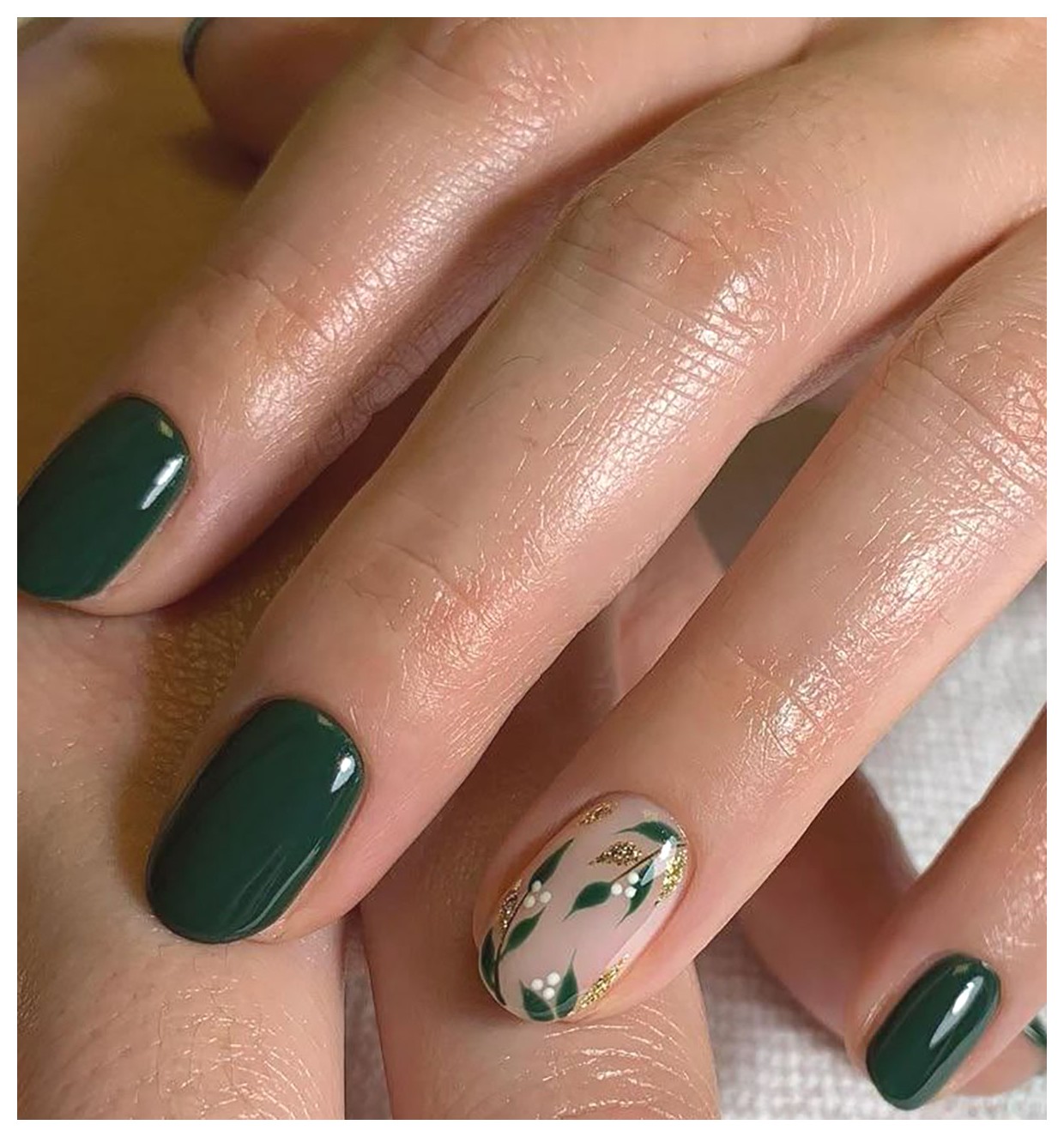 راهنمای طراحی ناخن سبز: ایدهها و نکات جذاب