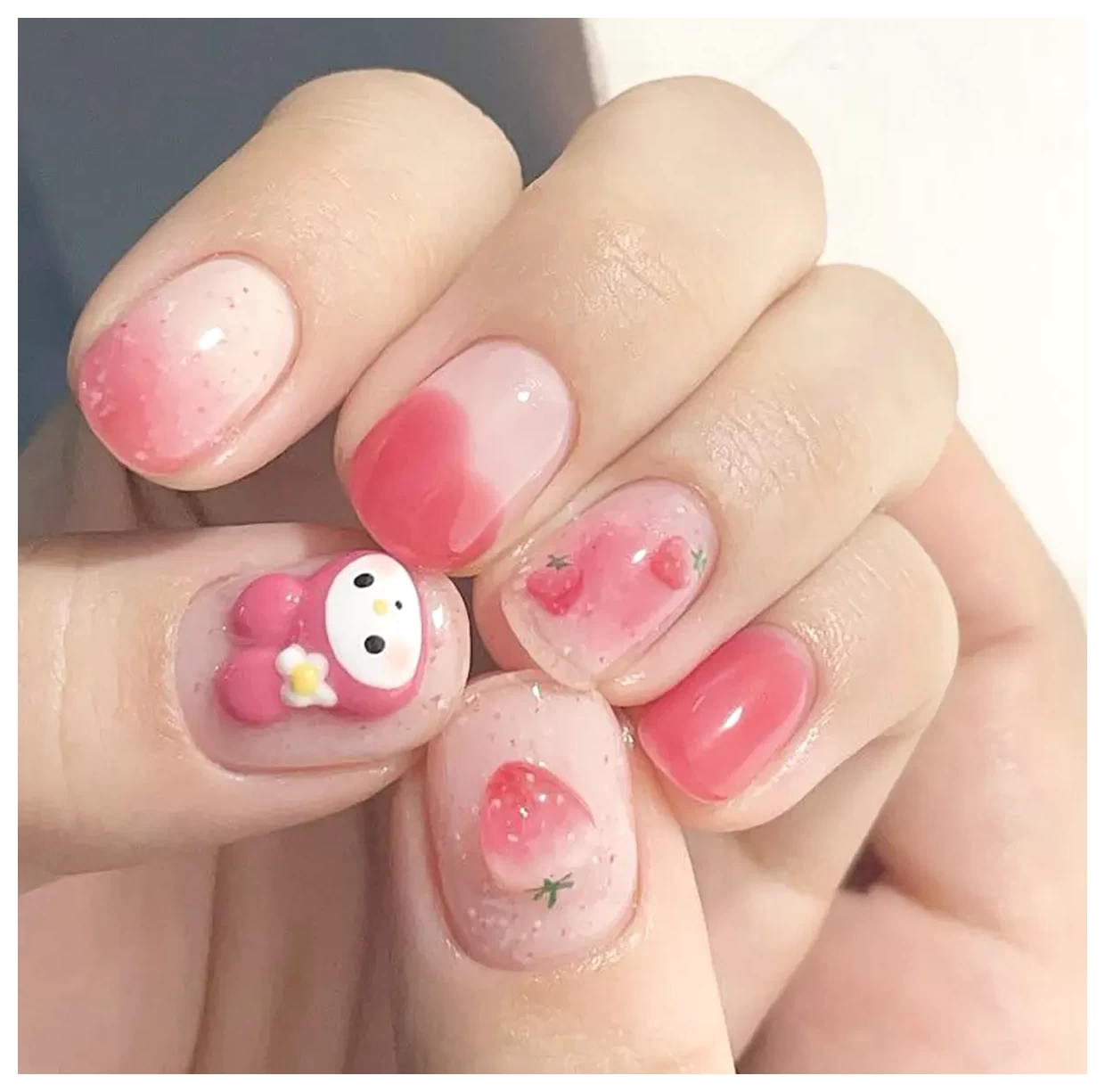 طرح لاک: دنیای رنگها و زیباییها