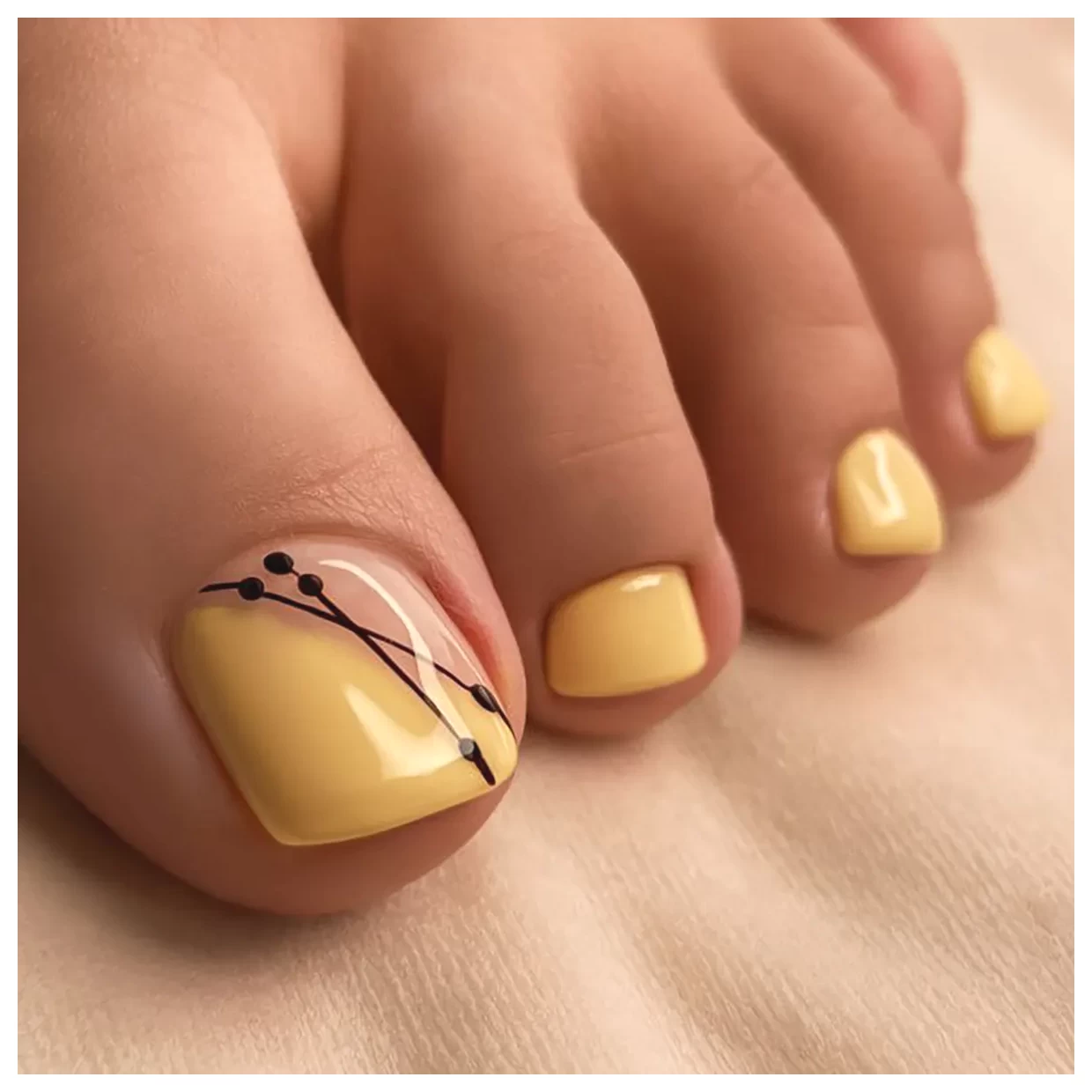 طرح لاک پا: زیباترین مدل‌ها و ایده‌ها برای ناخن‌های شما