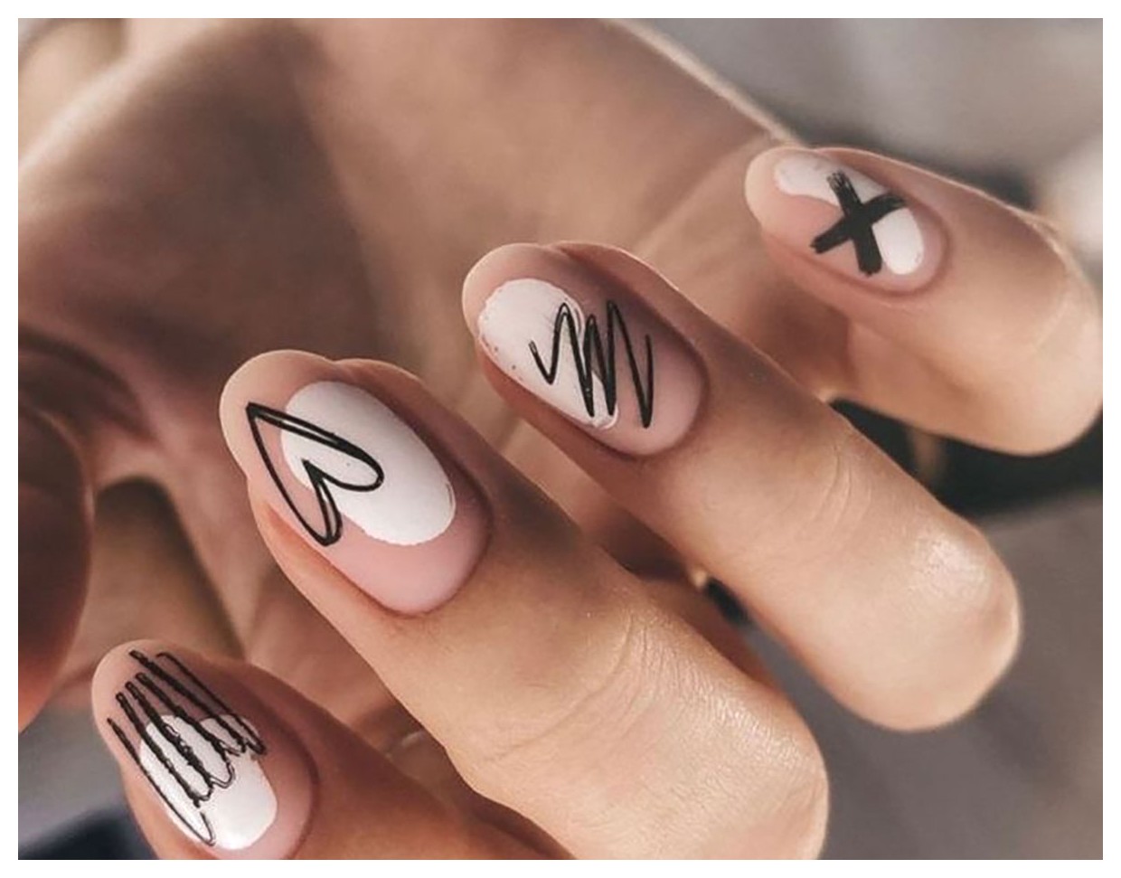 طراحی ناخن: 5 ایده جذاب برای زیبایی دستان شما