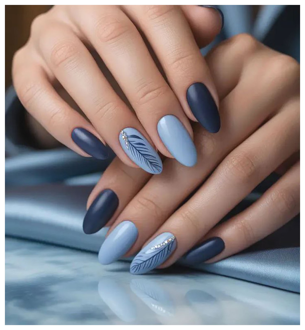 مدل طراحی ناخن آبی: ایدههای زیبا و خلاقانه برای ناخنهای شما