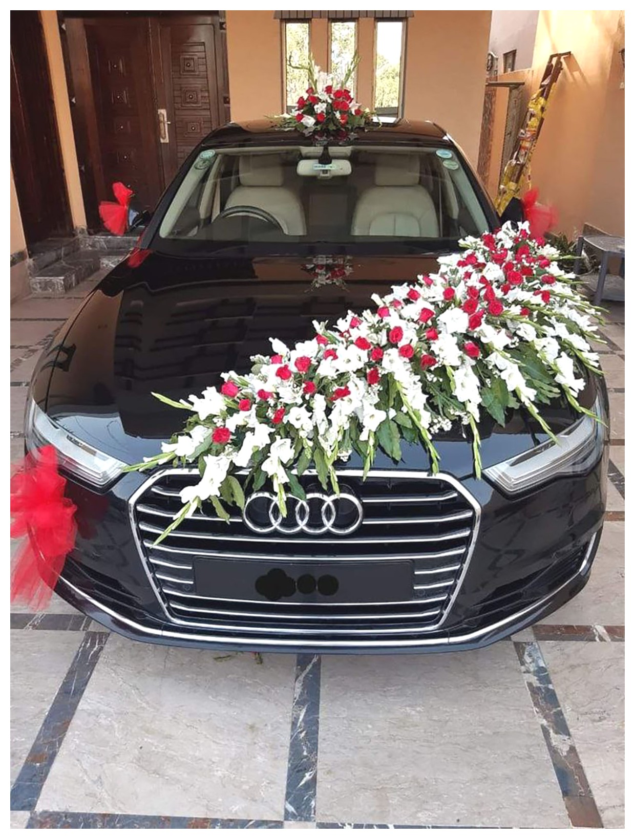 تزیین ماشین عروس: ایدههای خلاقانه و جذاب