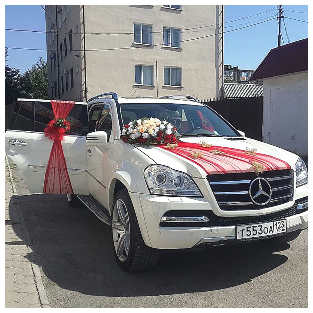 تزیین ماشین عروس: ایدههای خلاقانه و جذاب