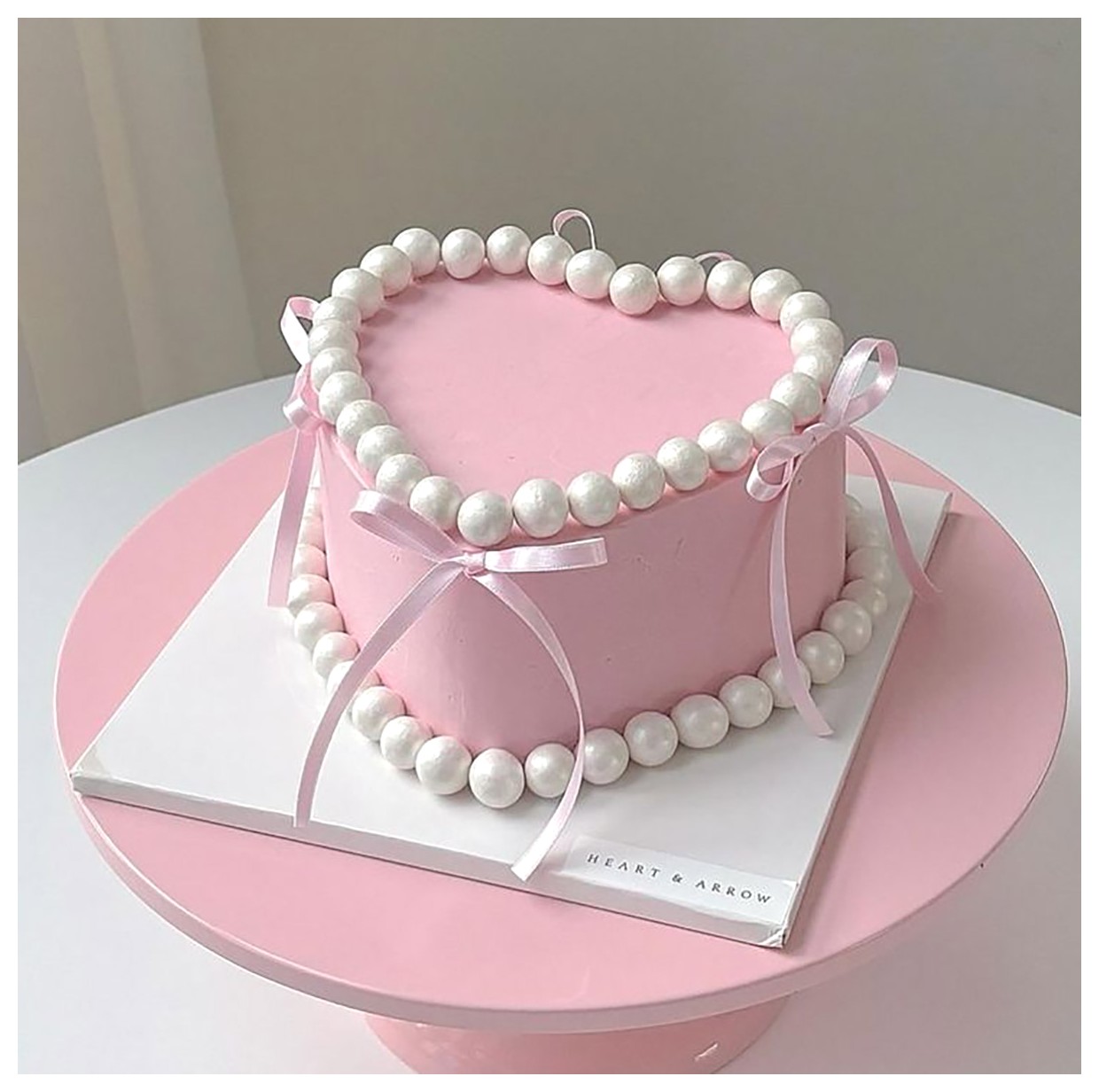 ایدههای خلاقانه برای کیک تولد | بهترین طراحیها برای جشن تولد شما