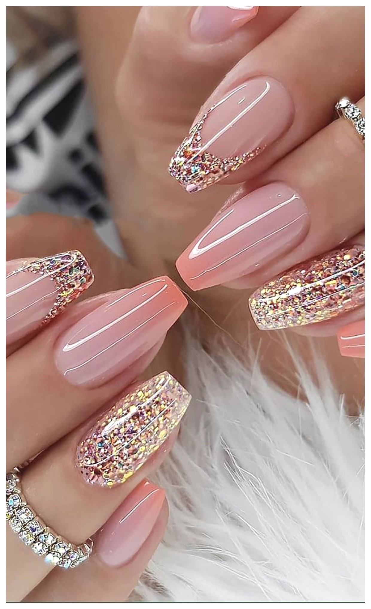 دیزاین ناخن صورتی: ایدههای زیبا برای طراحی ناخنهای شما