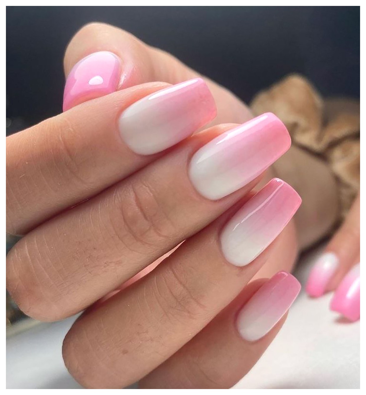 دیزاین ناخن صورتی: ایدههای زیبا برای طراحی ناخنهای شما