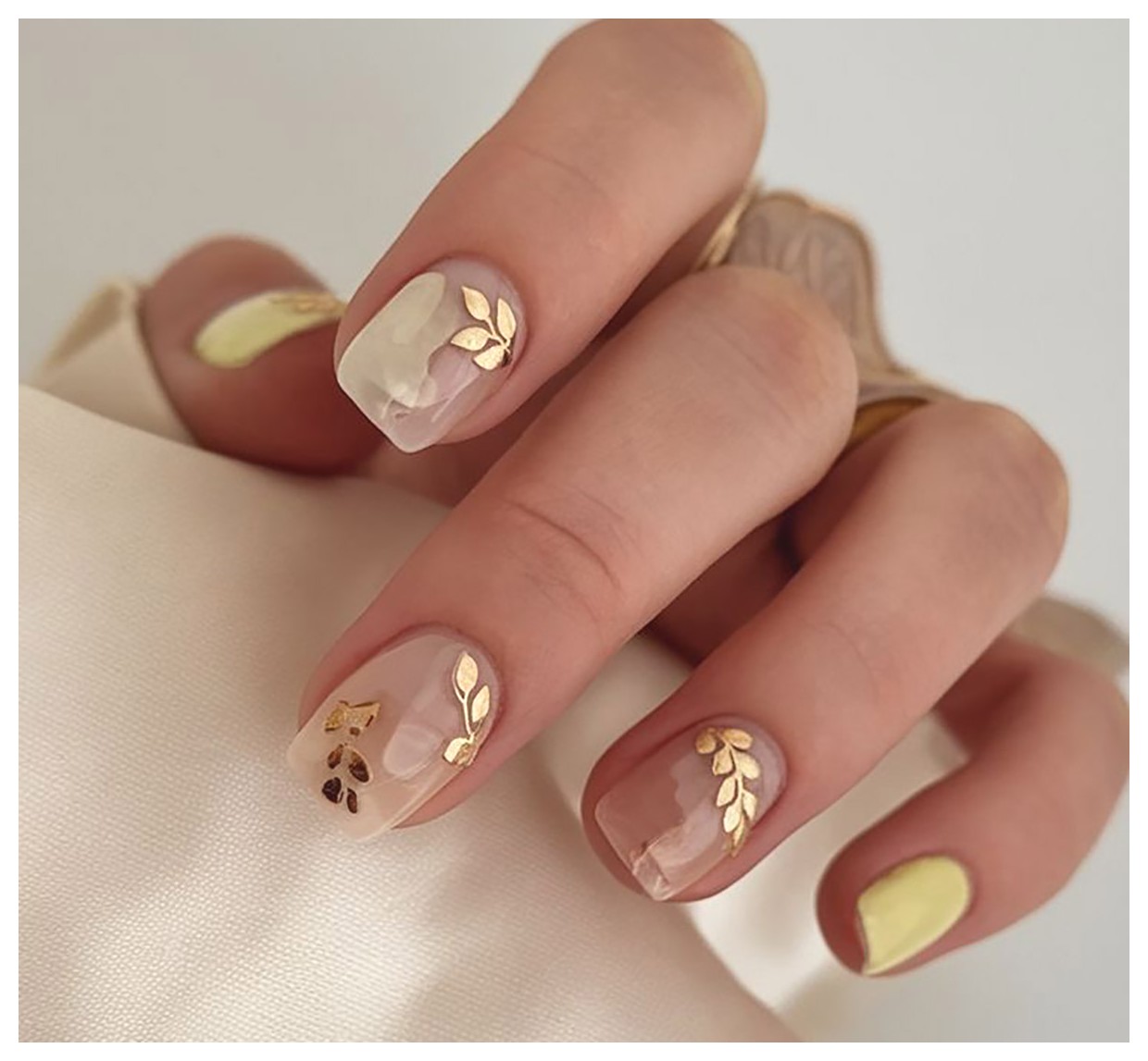 لاک ناخن کوتاه و شیک: راهنمای انتخاب و استفاده