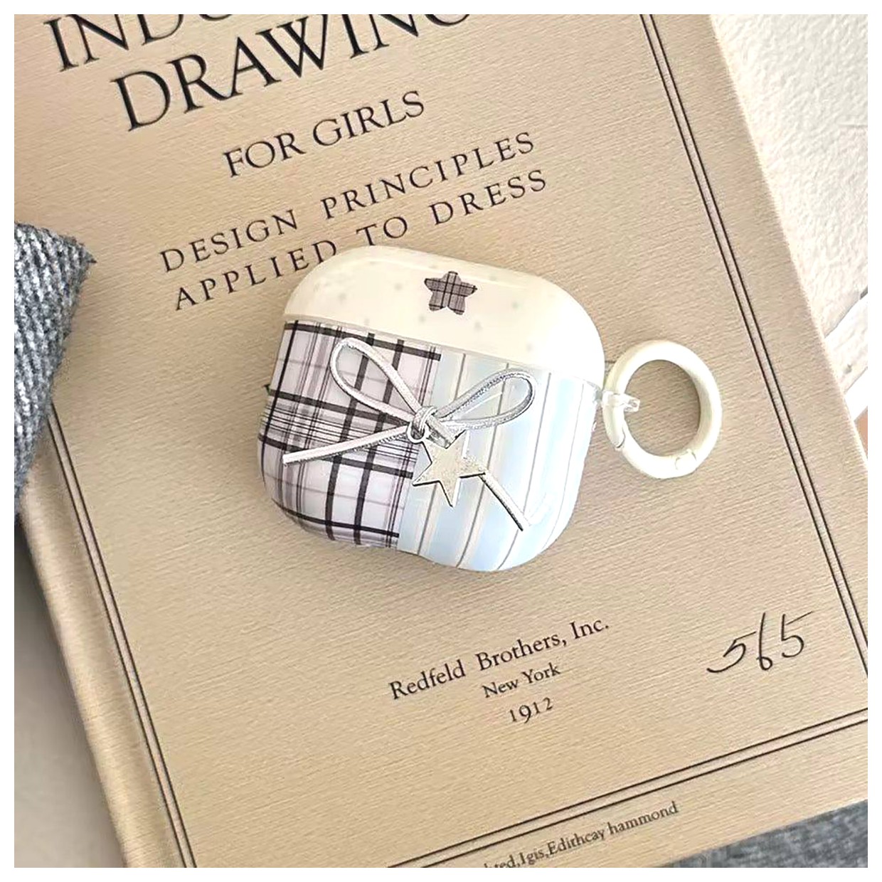 کیفهای فانتزی ایرپادز: انتخابی شیک و کاربردی