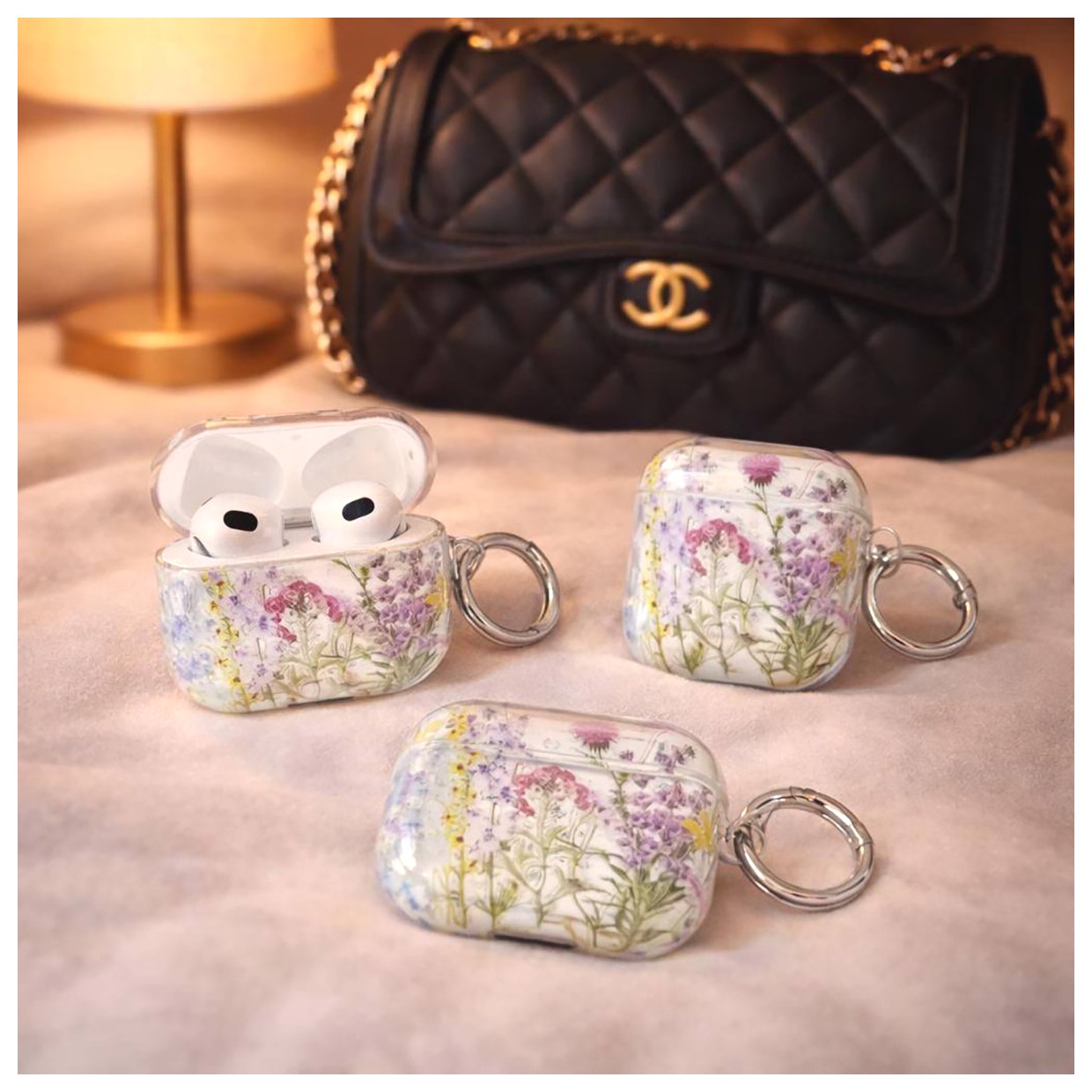 کیفهای فانتزی ایرپادز: انتخابی شیک و کاربردی