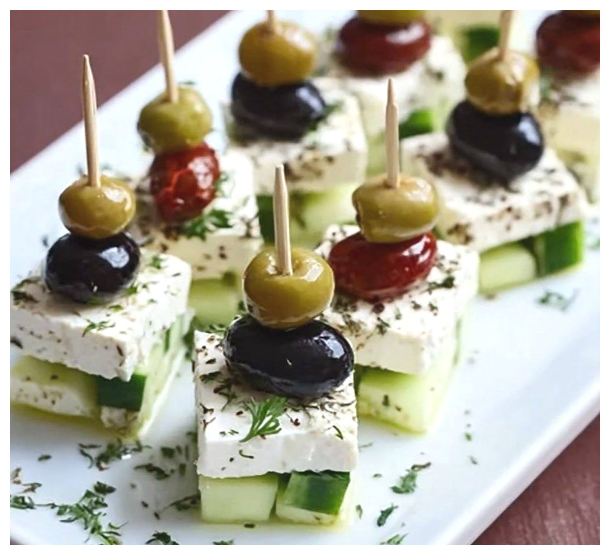 غذاهای انگشتی خوشمزه برای مهمانیها | ایدههای جذاب برای پذیرایی