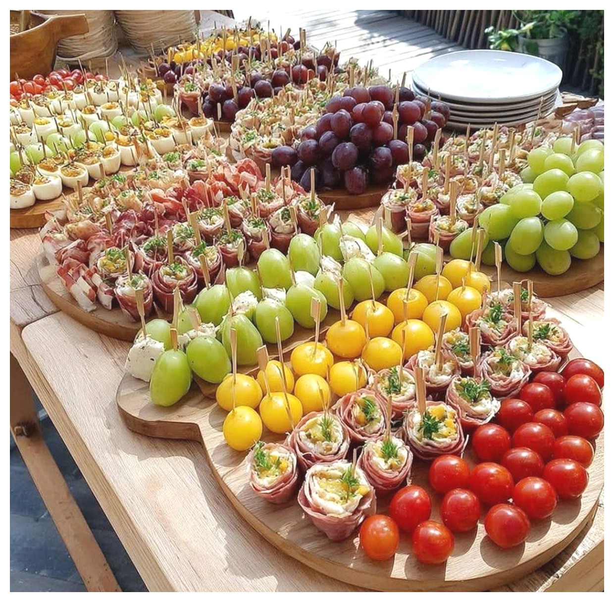 غذاهای انگشتی خوشمزه برای مهمانیها | ایدههای جذاب برای پذیرایی