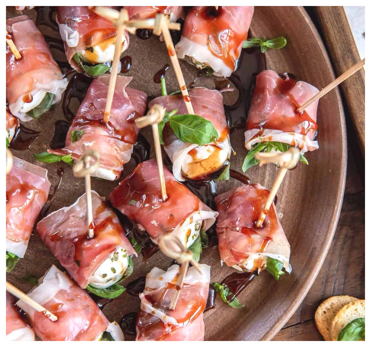 غذاهای انگشتی خوشمزه برای مهمانیها | ایدههای جذاب برای پذیرایی