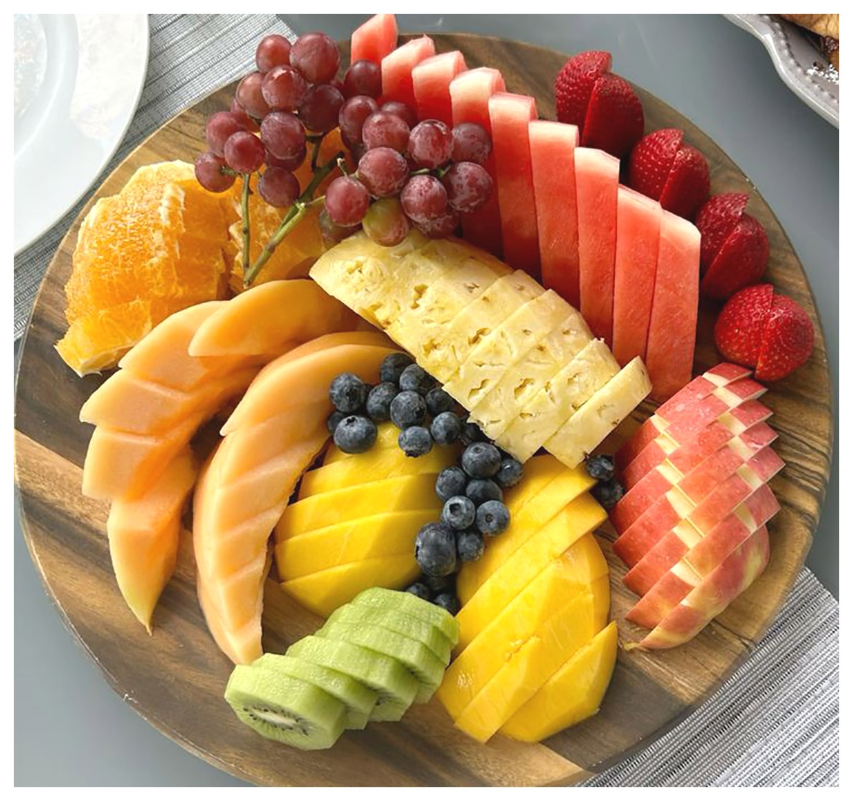 تزئین میوه برای مهمانی: ایدههای خلاقانه و جذاب