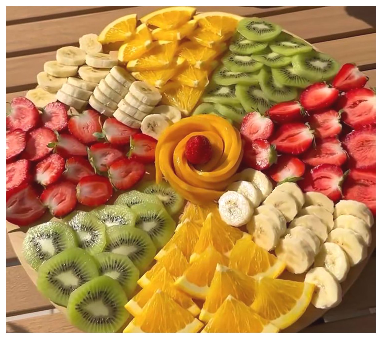 تزئین میوه برای مهمانی: ایدههای خلاقانه و جذاب