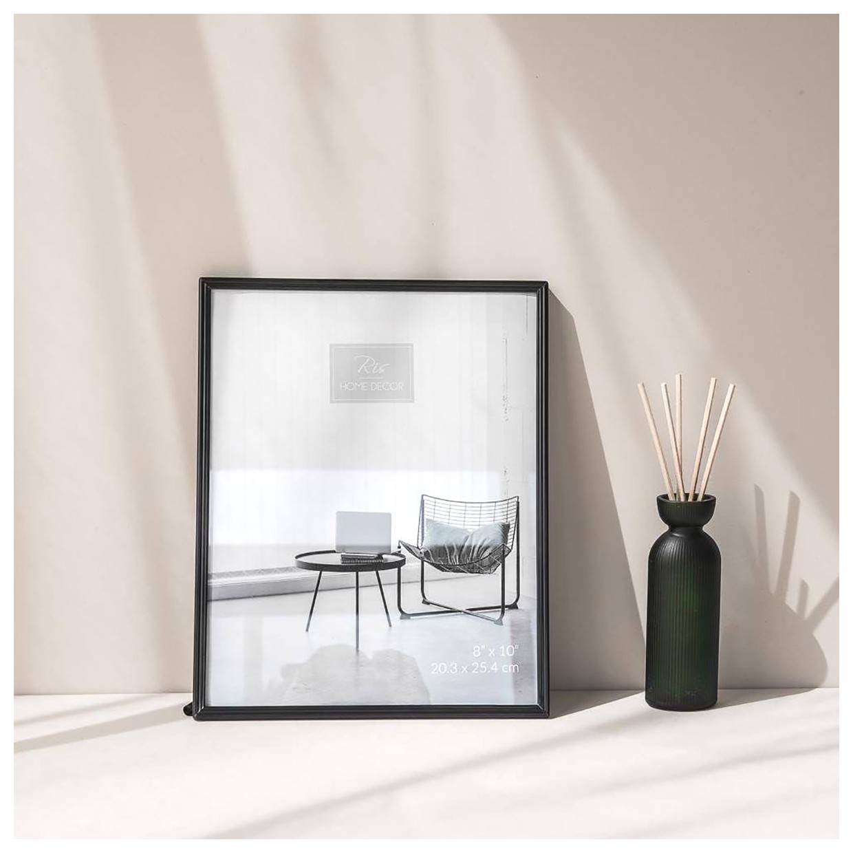 قاب فلزی مینیمالیستی: زیبایی و کارایی در طراحی داخلی