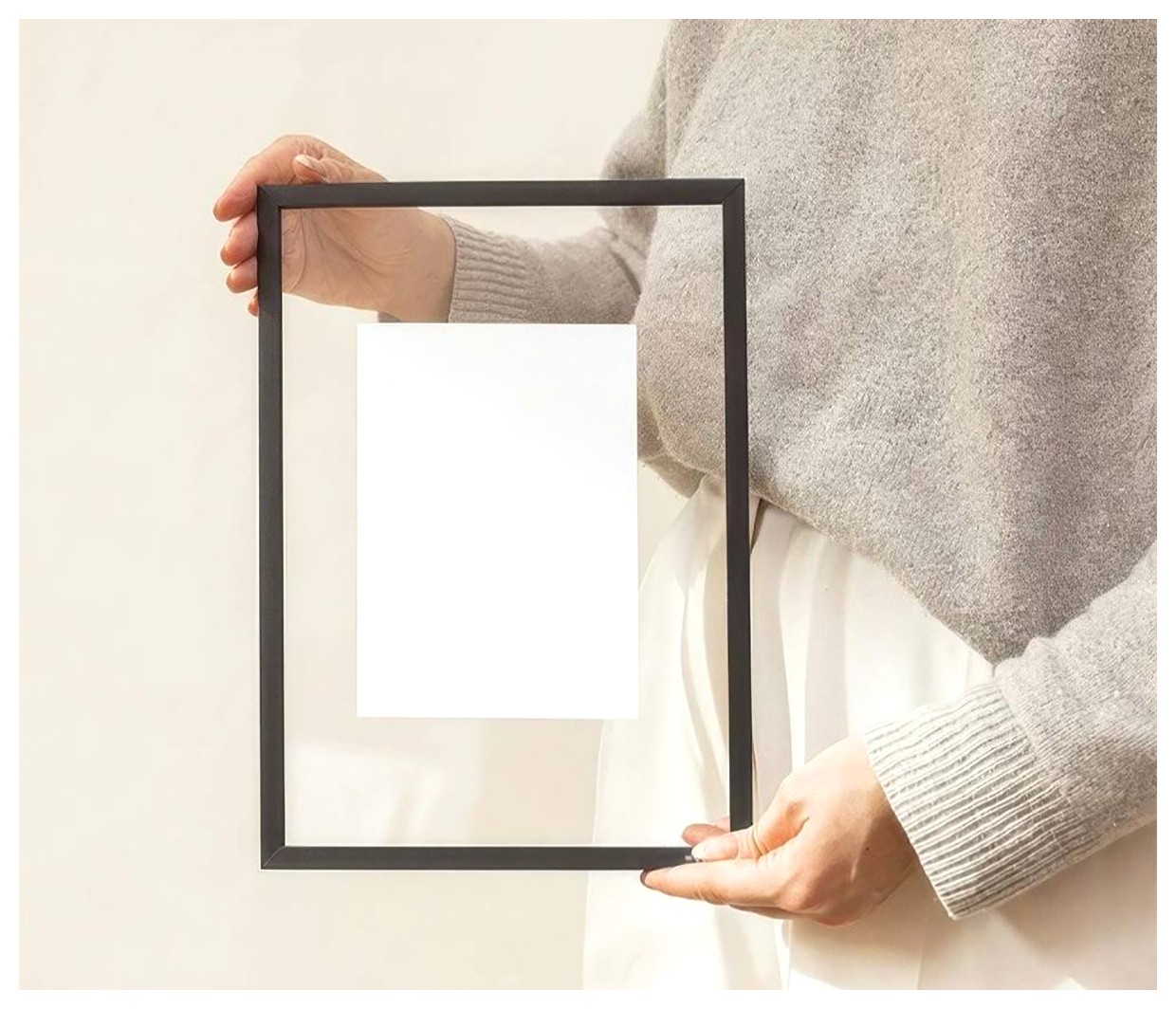 قاب فلزی مینیمالیستی: زیبایی و کارایی در طراحی داخلی