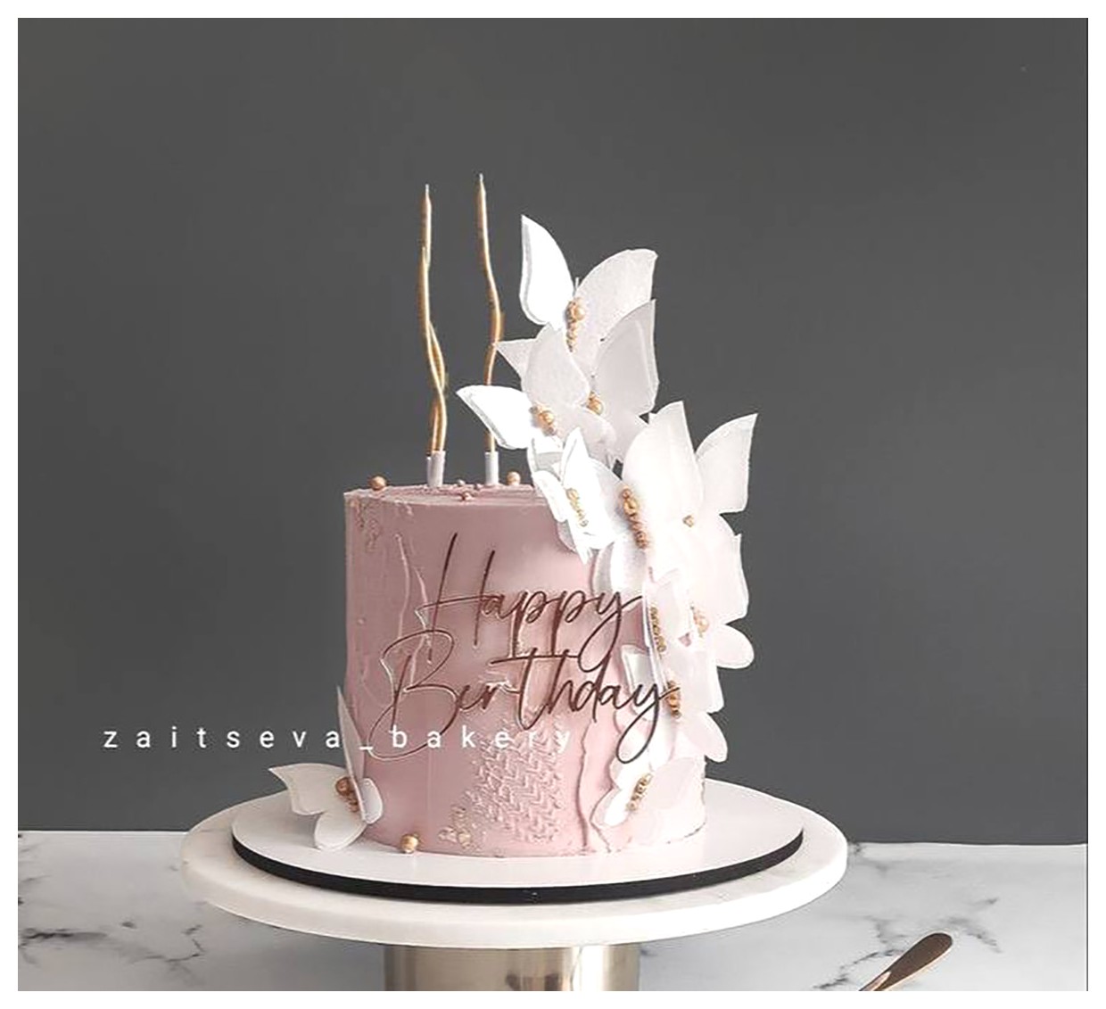 طراحیهای جدید کیک تولد زنانه: ایدههایی زیبا و منحصر به فرد