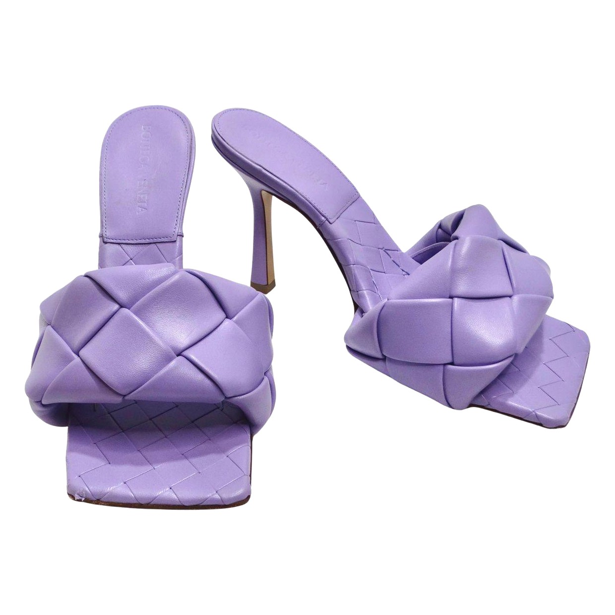 کفشهای شب رنگی بنفش: انتخابی شیک و جذاب برای مهمانیها