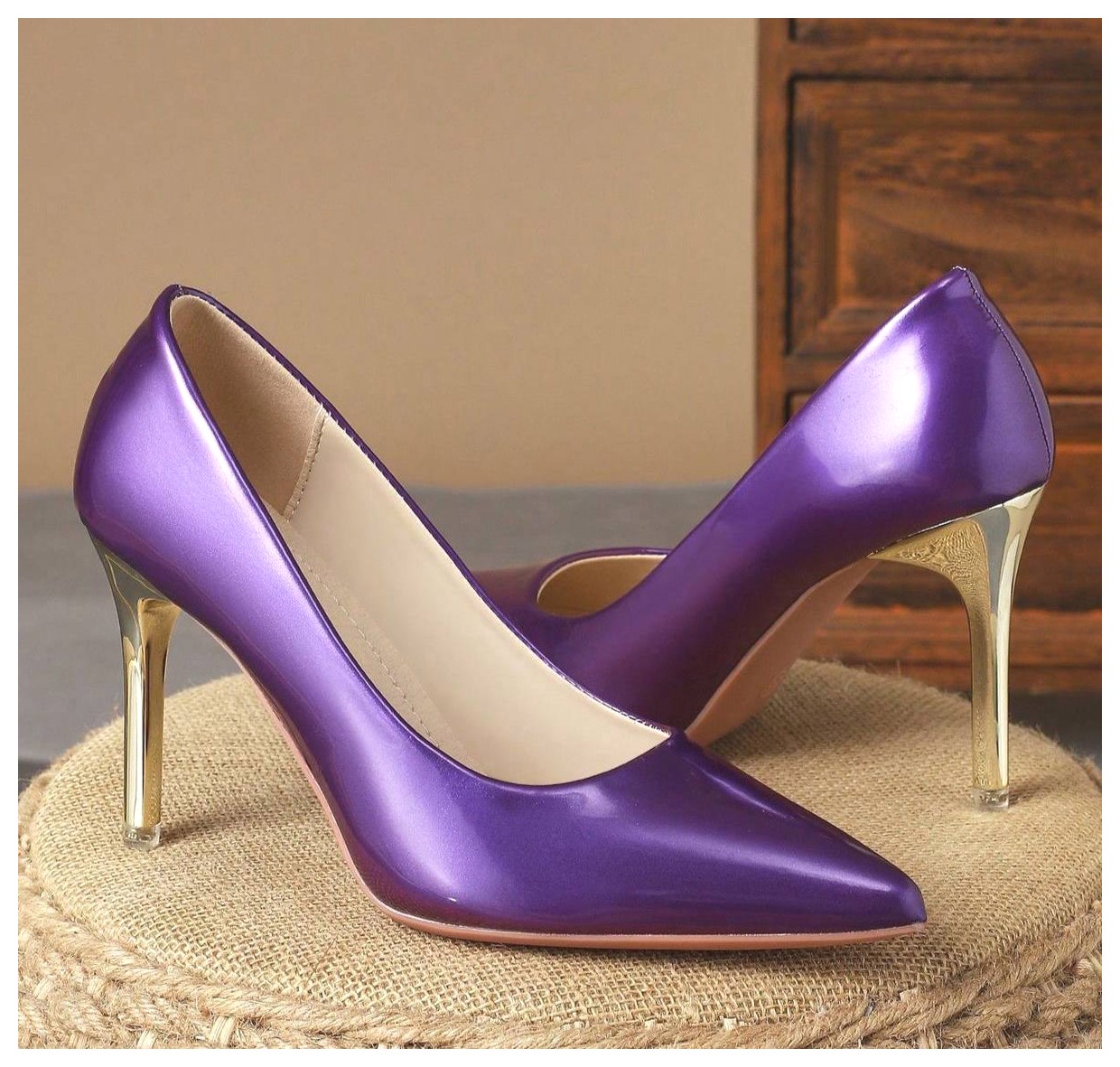 کفشهای شب رنگی بنفش: انتخابی شیک و جذاب برای مهمانیها