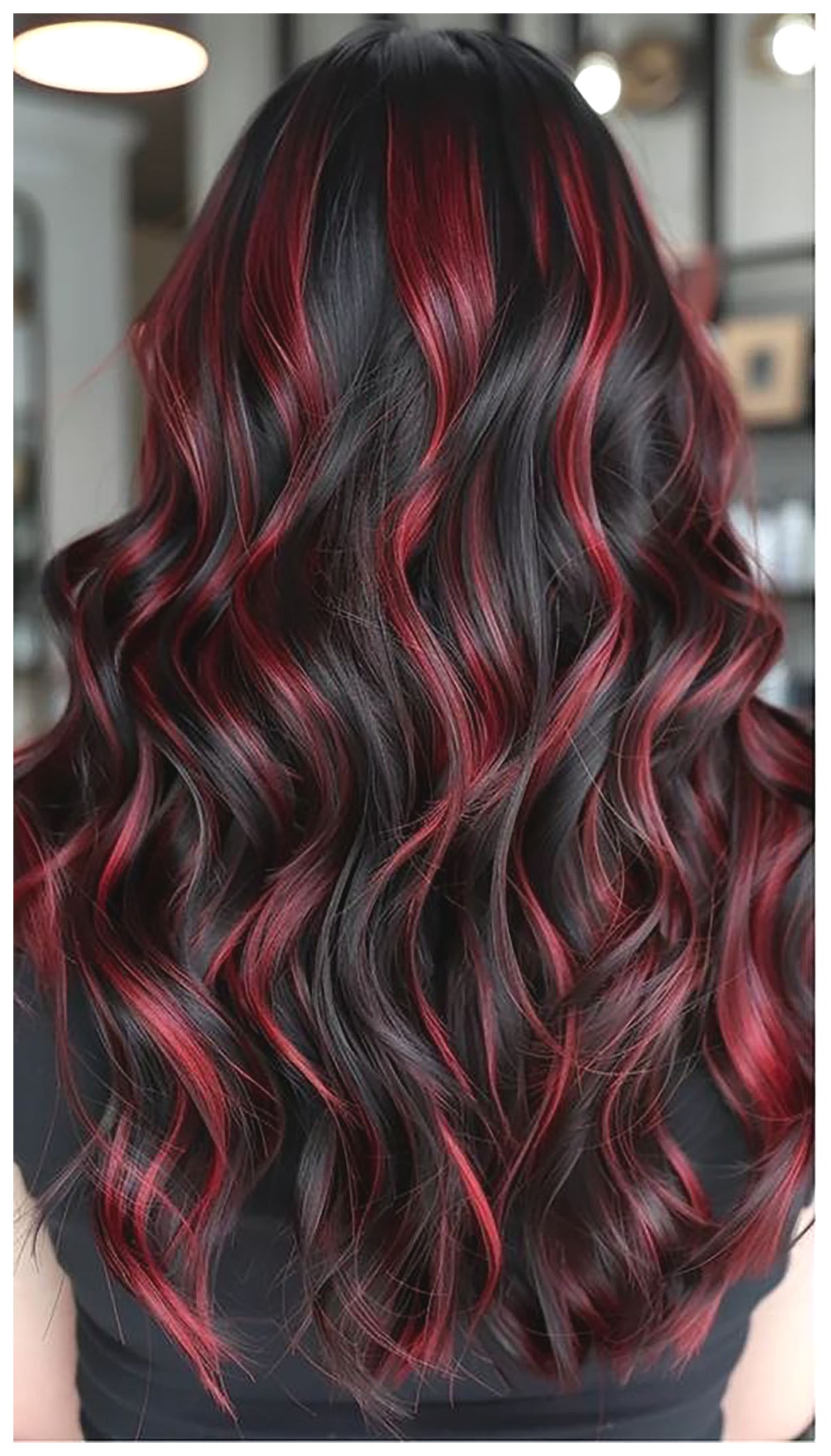 رنگ قرمز: نماد عشق و انرژی در سال 2026