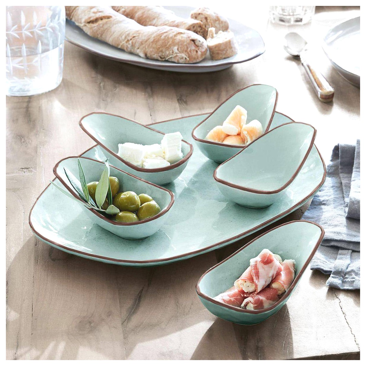 ظروف سرو شیک و مدرن برای مهمانیها