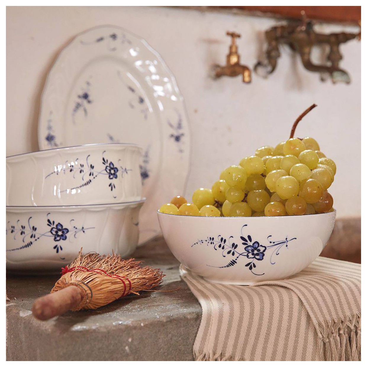 ظروف سرو شیک و مدرن برای مهمانیها