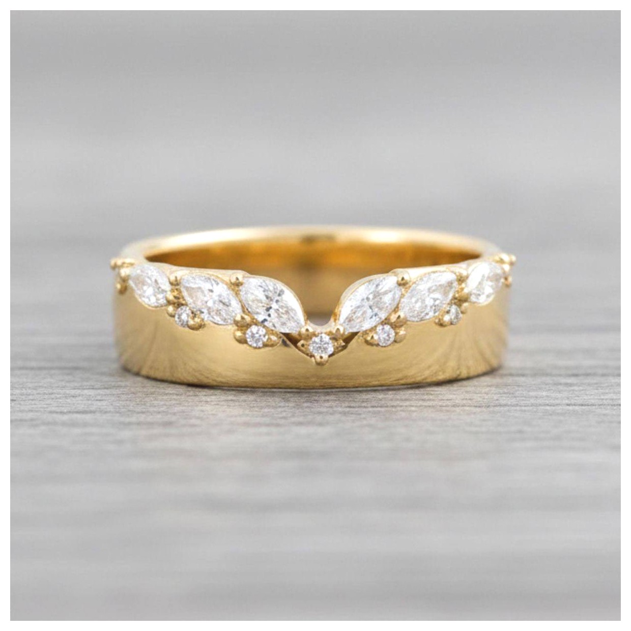 انگشترهای خاص زنانه: زیورآلاتی که هر خانمی باید داشته باشد!