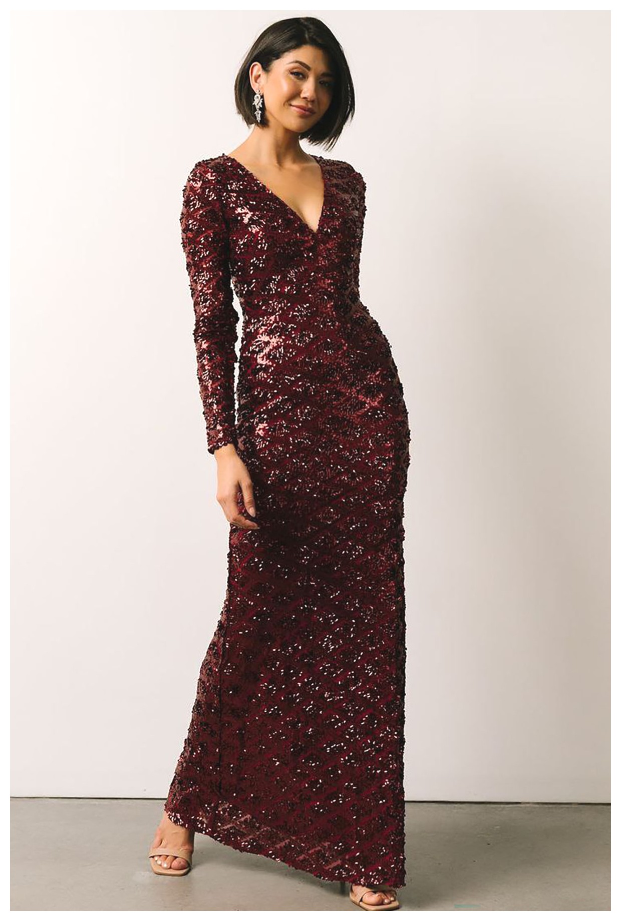 راهنمای انتخاب پیراهن مجلسی شیک و جذاب