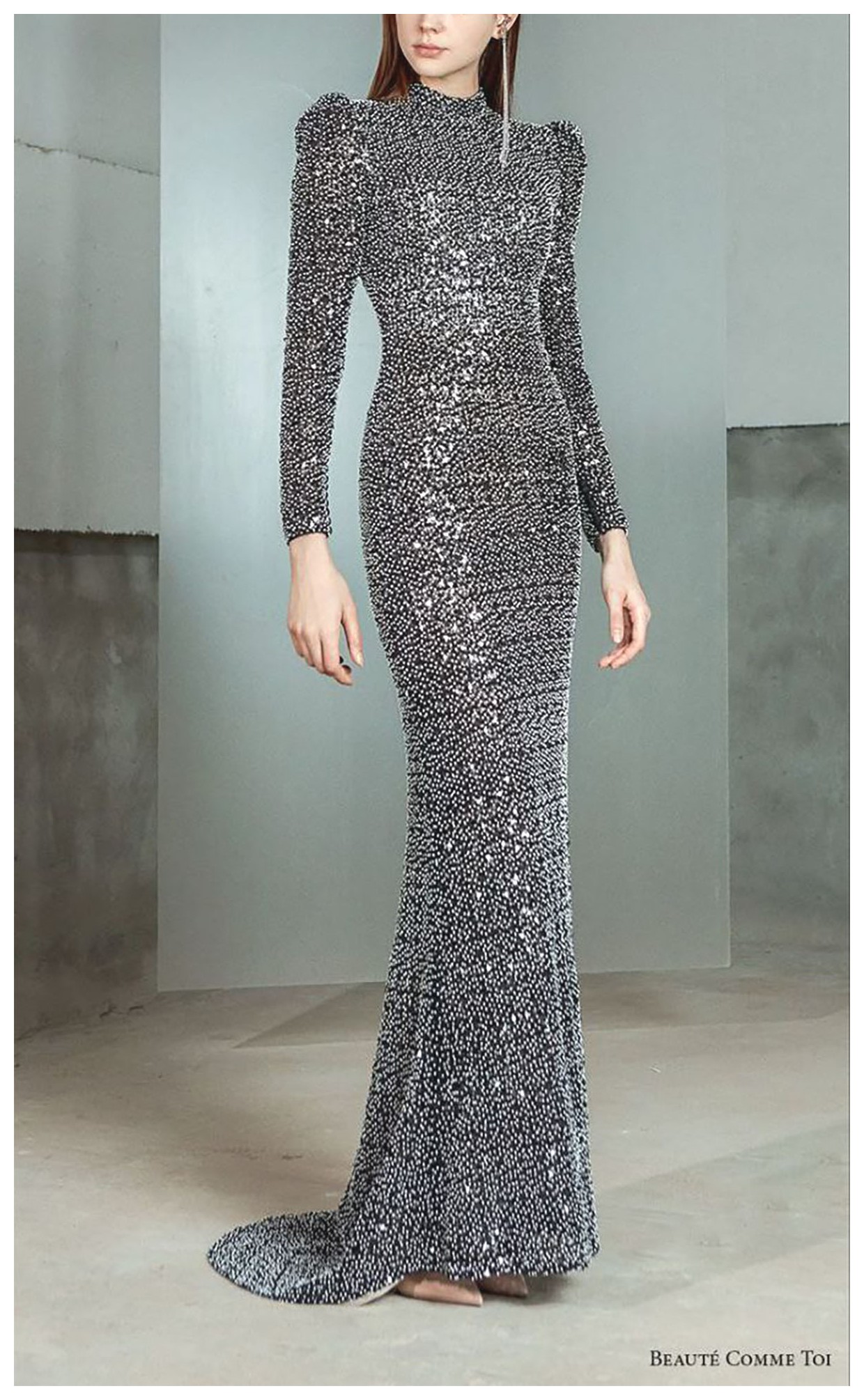 راهنمای انتخاب پیراهن مجلسی شیک و جذاب